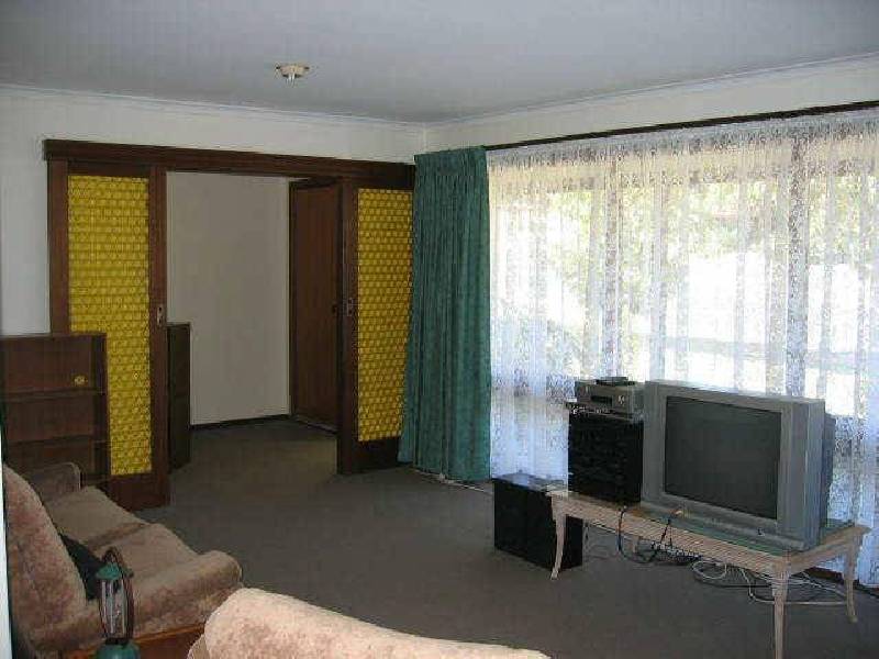 57 Flockhart Avenue, Valley View SA 5093