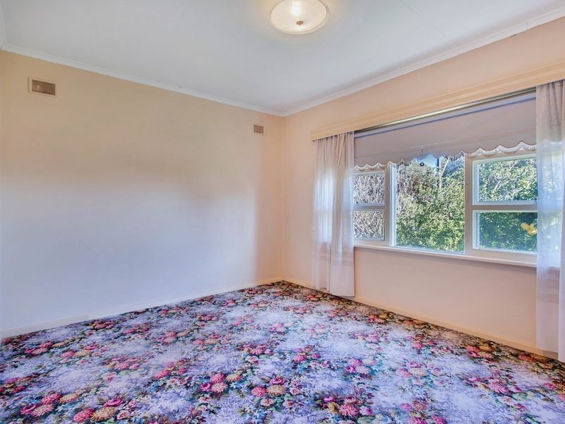 32 Sleep Road, Para Hills SA 5096