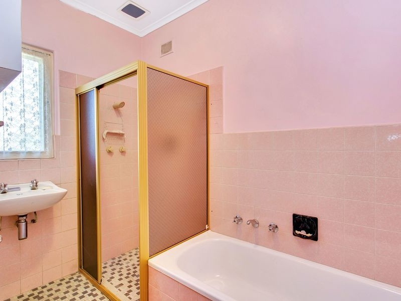 32 Sleep Road, Para Hills SA 5096