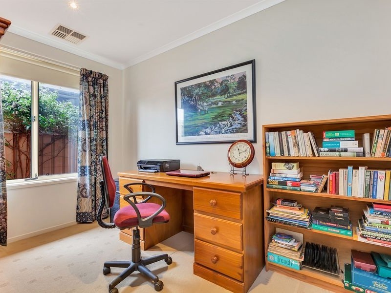 6 Gleeson Grove, Evanston Park SA 5116