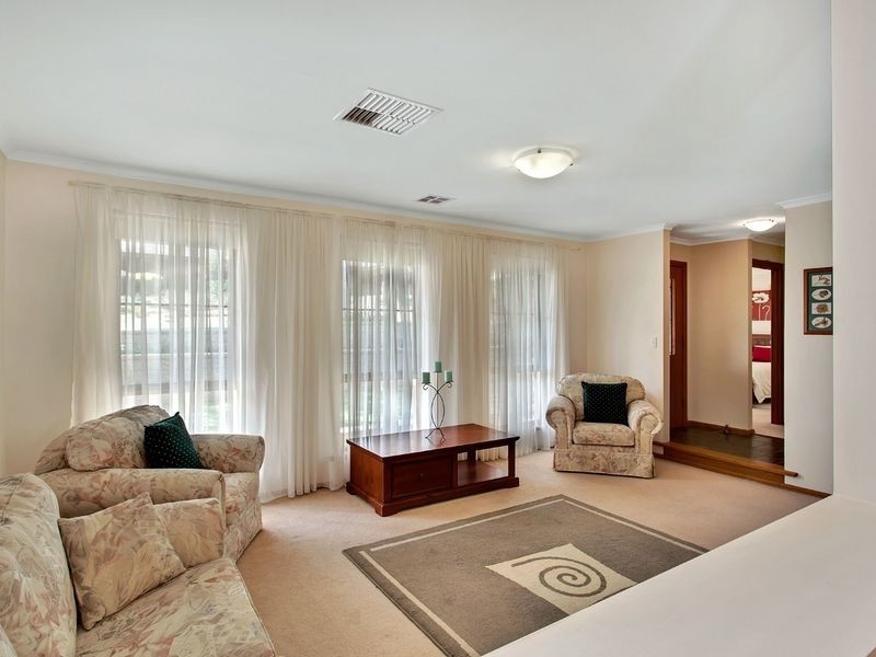 31 Mayfred Avenue, Hope Valley SA 5090