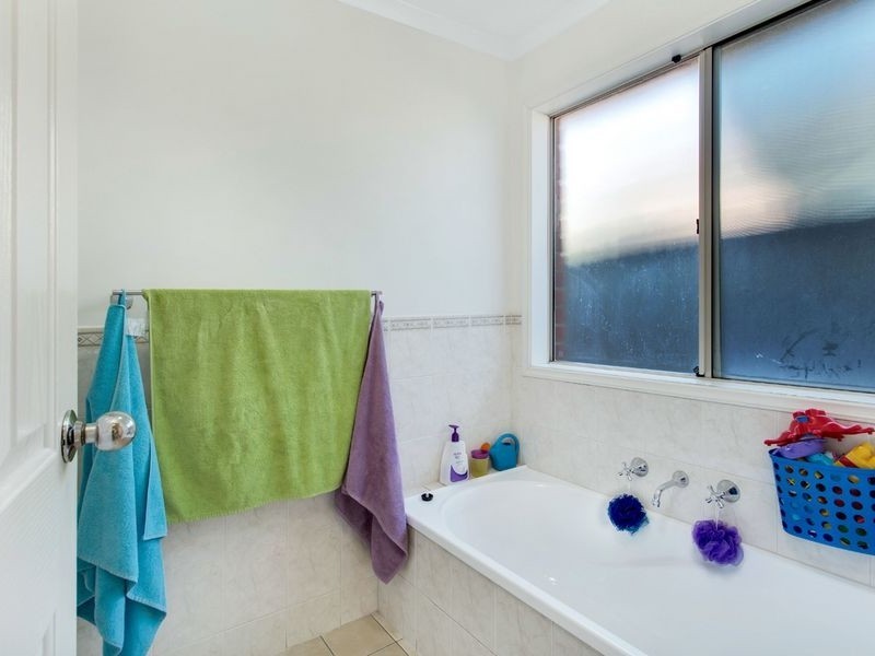 2 Dylan Close, Munno Para West SA 5115