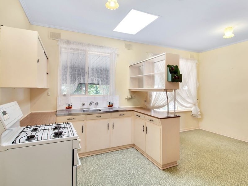 16 Trim Drive, Ridgehaven SA 5097