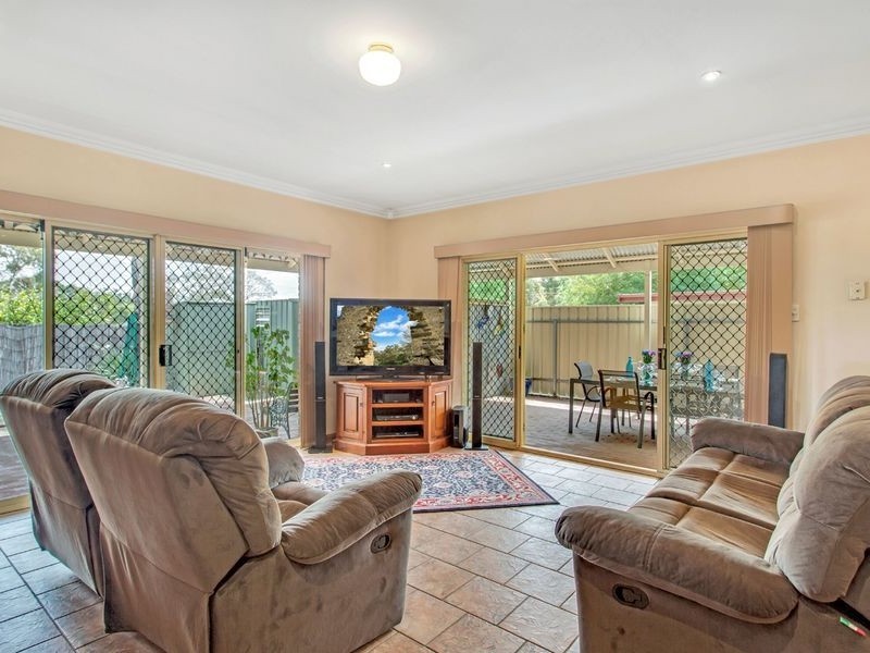 3 Montrose Avenue, Para Hills SA 5096