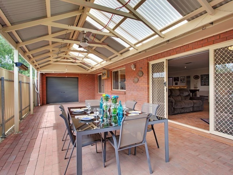 3 Montrose Avenue, Para Hills SA 5096