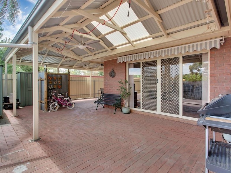 3 Montrose Avenue, Para Hills SA 5096