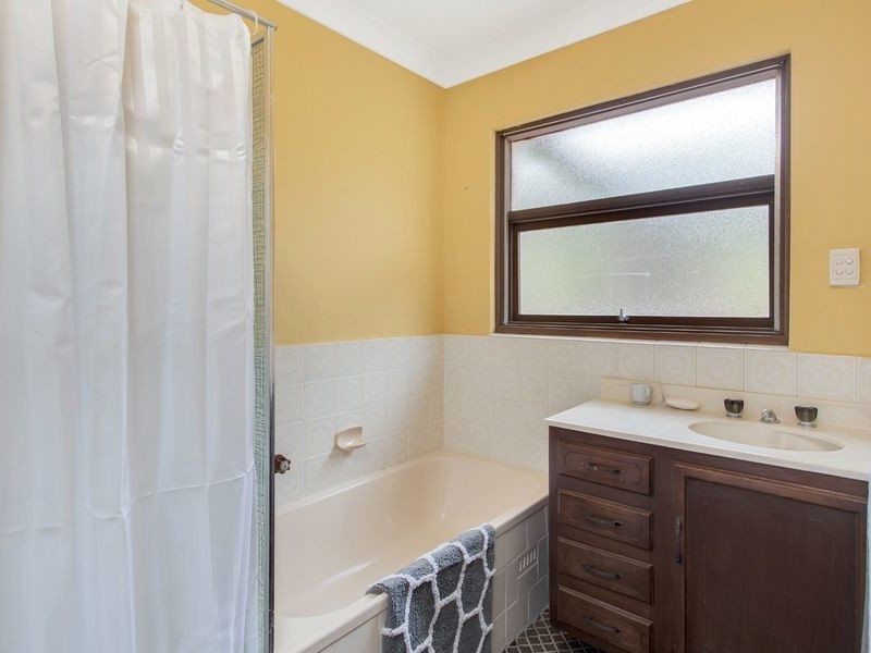 47 Riverside Drive, Redwood Park SA 5097