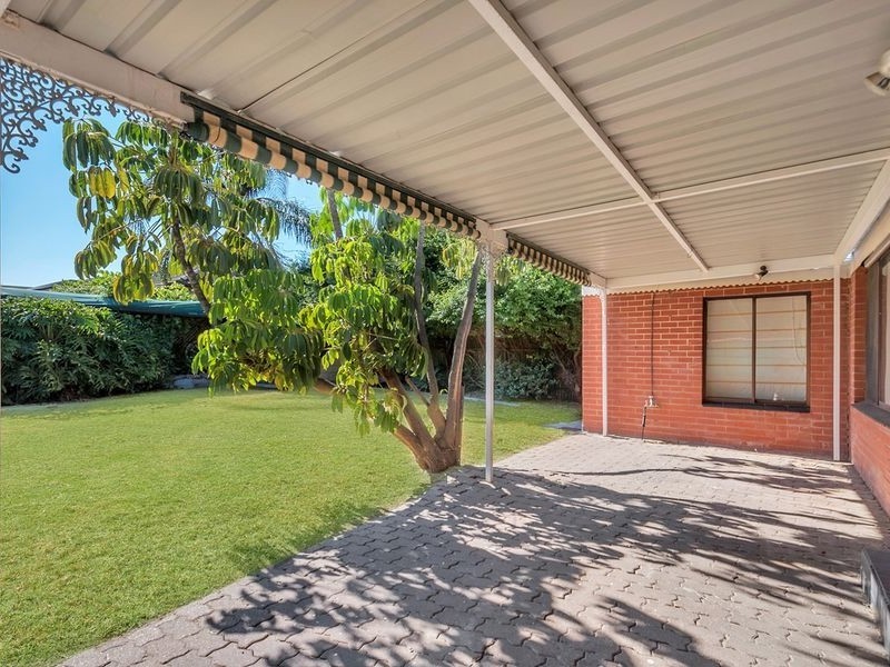 4 Tareena Street, Ridgehaven SA 5097