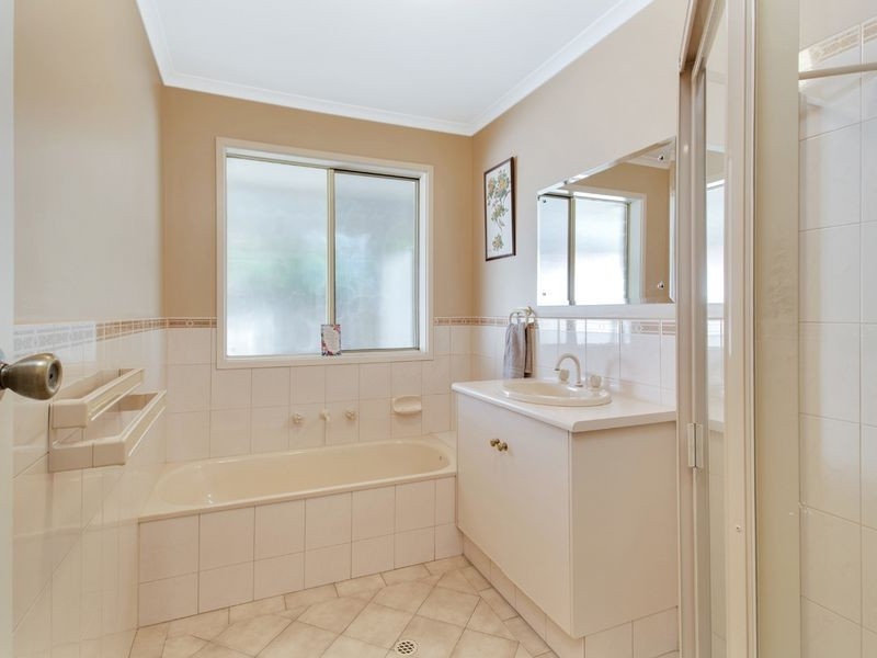 24 Cobby Drive, Modbury Heights SA 5092