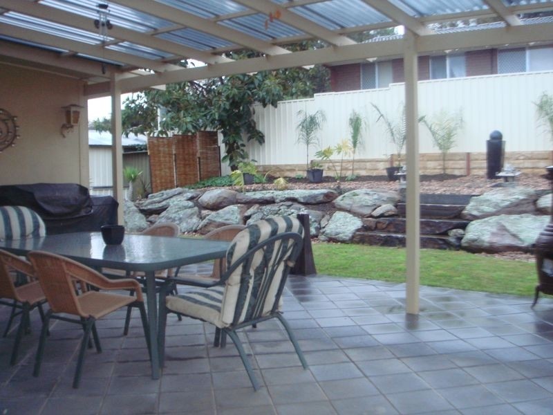 2 Pope Crescent, Hope Valley SA 5090