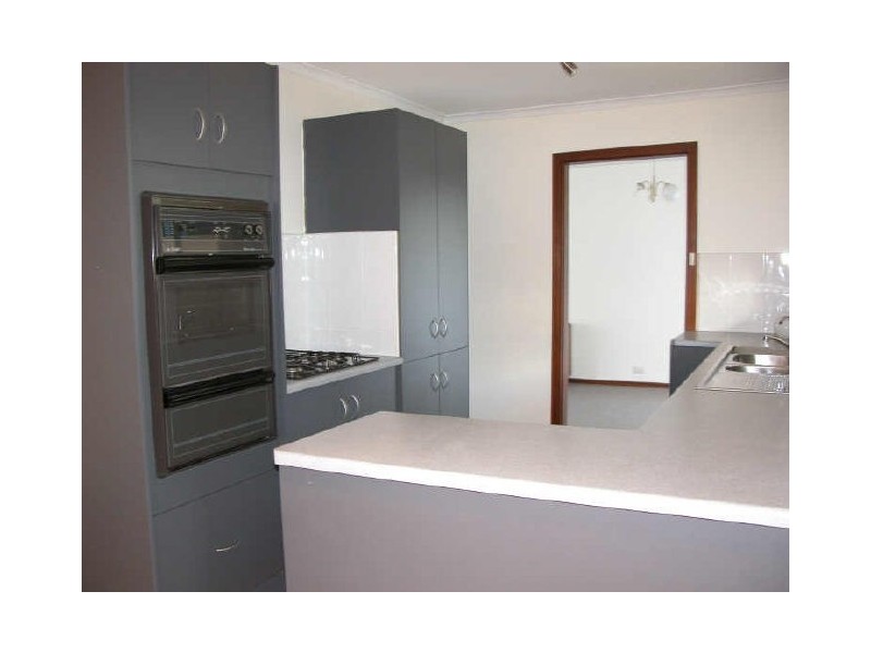 57 Flockhart Avenue, Valley View SA 5093