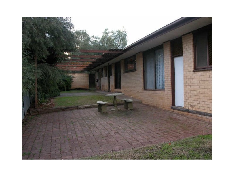 57 Flockhart Avenue, Valley View SA 5093