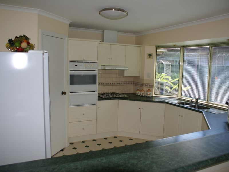 Para Hills West SA 5096
