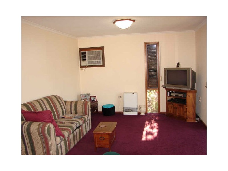 5 Hilliard Place, Para Vista SA 5093