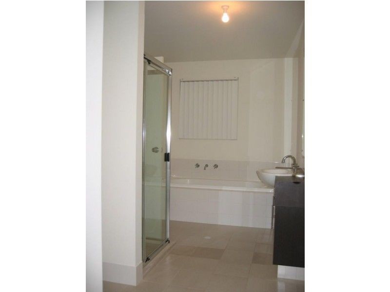 35 The Strand, Mawson Lakes SA 5095