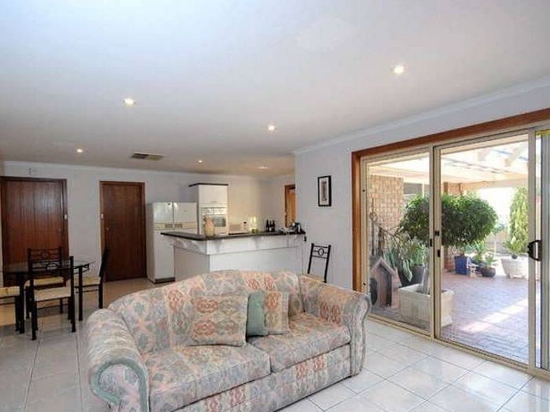 9 Gibson Court, Golden Grove SA 5125