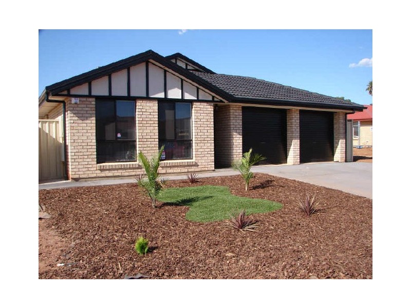 15 Graeber Rd, Smithfield SA 5114