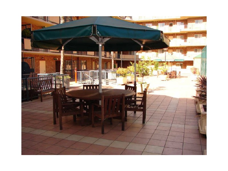 Unit D38/17 Eden Street, Adelaide SA 5000