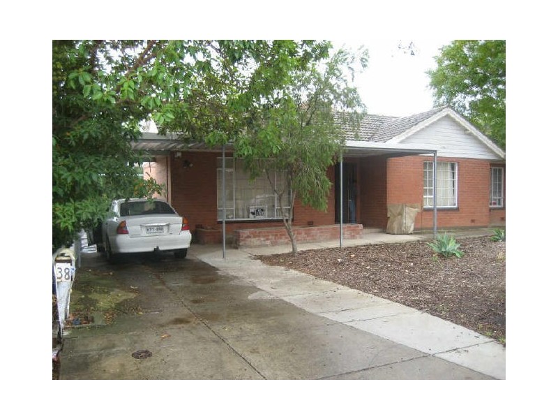 38 Campbell Drive, Para Hills SA 5096