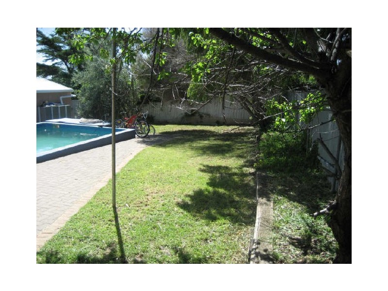 28 Julie Road, Para Hills SA 5096