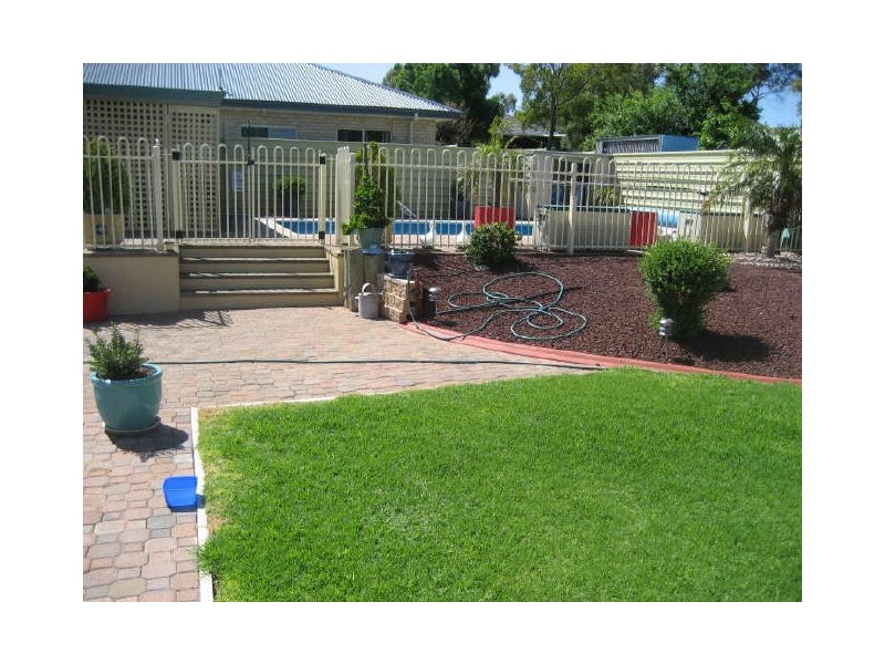 2 Carsten Court, Modbury SA 5092