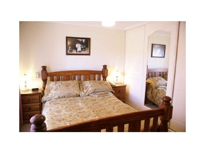 15 Chichester Court, Salisbury Heights SA 5109