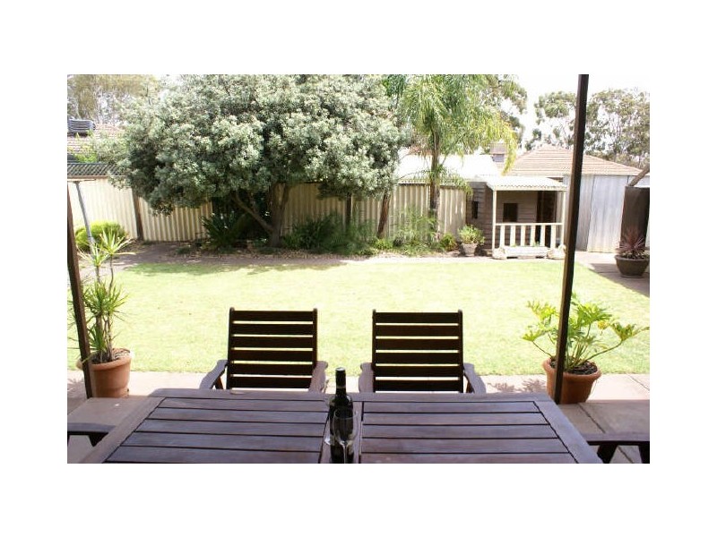 15 Chichester Court, Salisbury Heights SA 5109