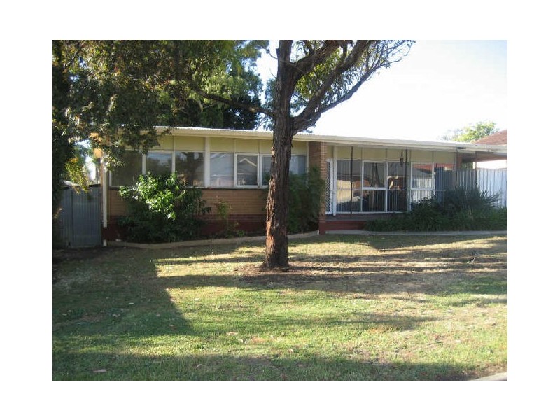 12 Brenda Ave, Gilles Plains SA 5086