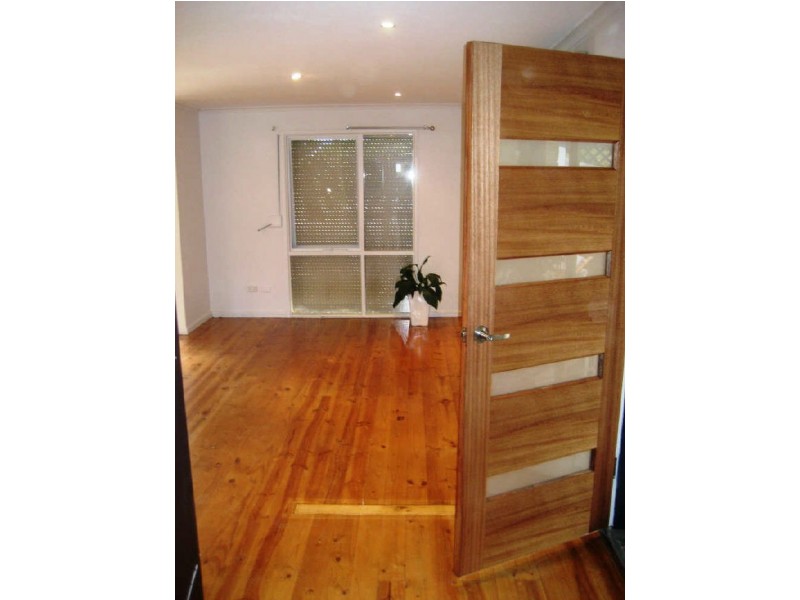 6 Sellers Court, Para Vista SA 5093