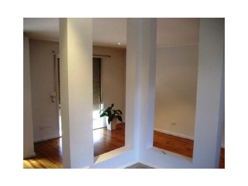 6 Sellers Court, Para Vista SA 5093