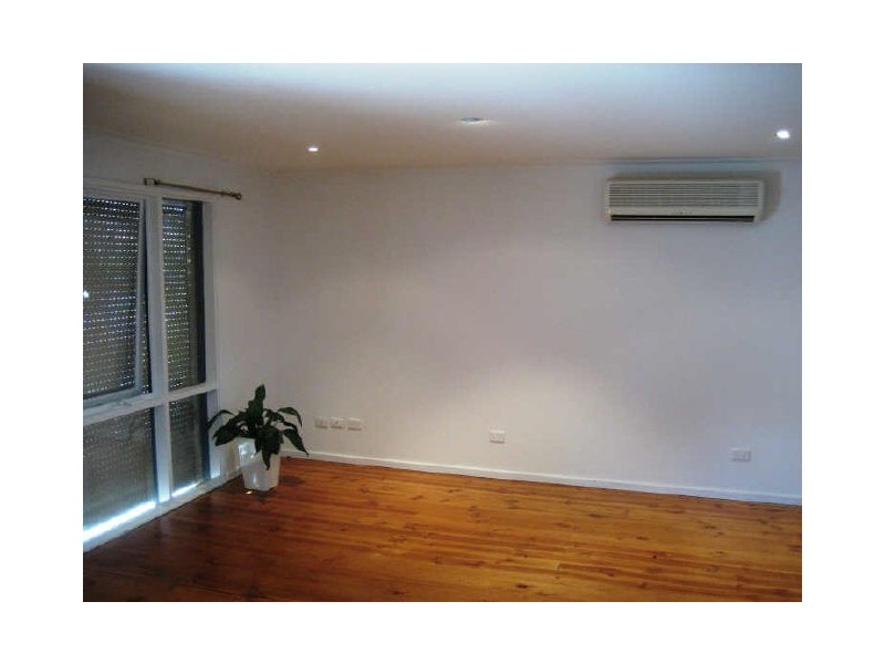 6 Sellers Court, Para Vista SA 5093