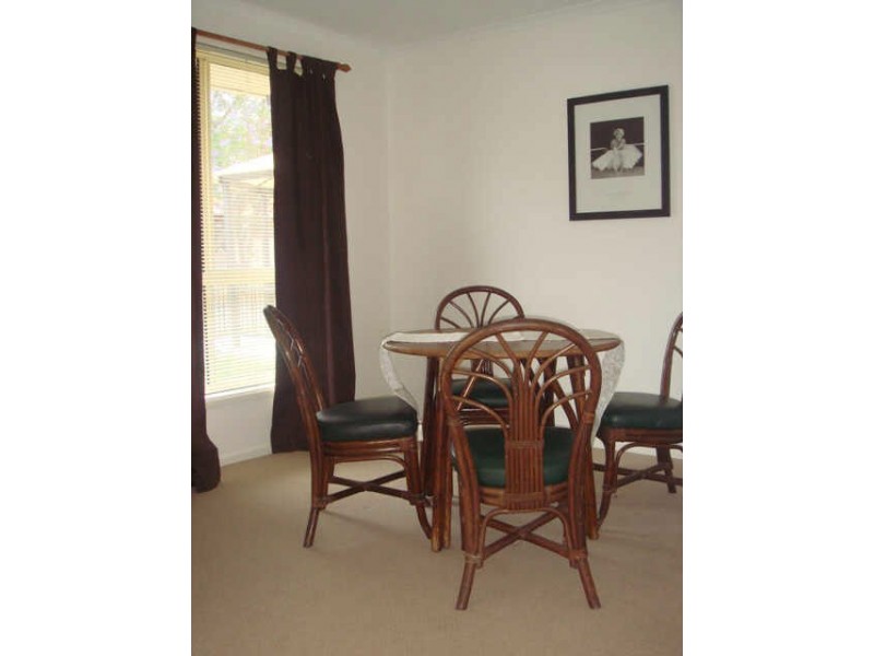 15 Blyth Street, Clearview SA 5085