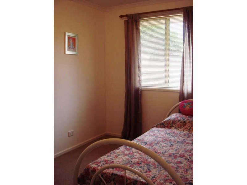 15 Blyth Street, Clearview SA 5085