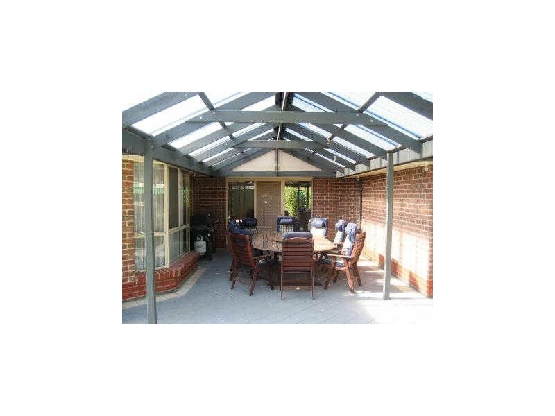 1 Leith Court, Wynn Vale SA 5127