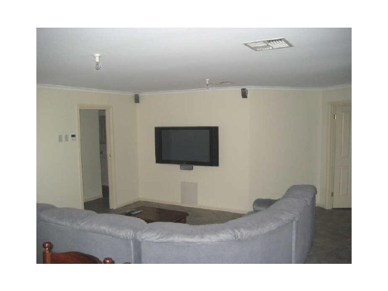 1 Leith Court, Wynn Vale SA 5127