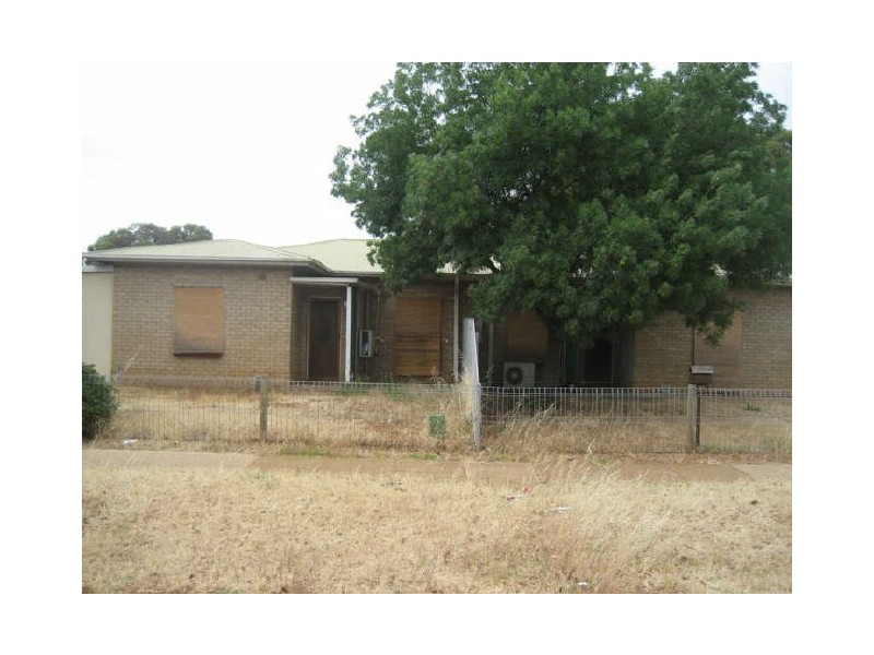 33 Mofflin Road, Elizabeth Grove SA 5112