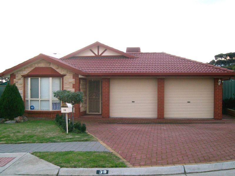 39 Martindale Place, Walkley Heights SA 5098