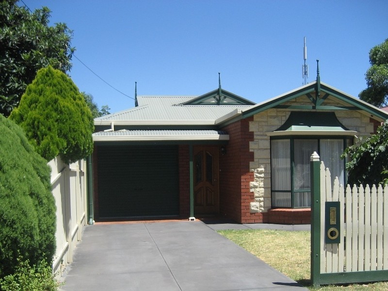 8A Porchester Street, Campbelltown SA 5074