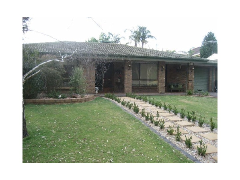 28 Kingfisher Drive, Modbury Heights SA 5092