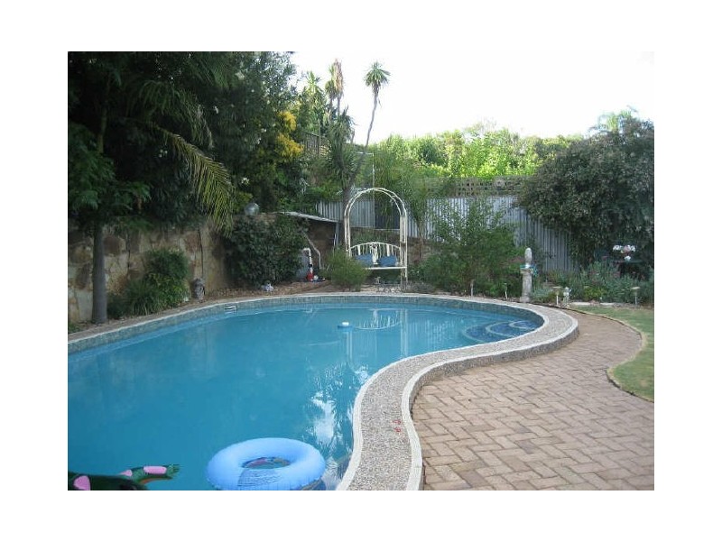 28 Kingfisher Drive, Modbury Heights SA 5092