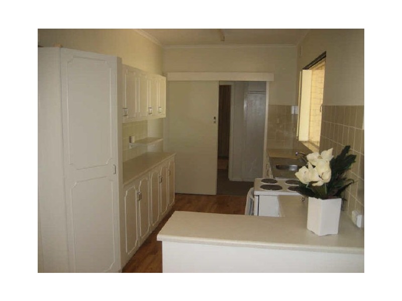 11 Kanya Road, Para Hills SA 5096