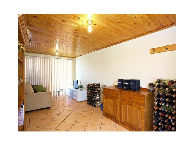 8 Elm Street, Ridgehaven SA 5097