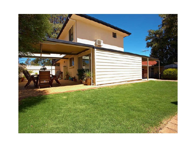 8 Elm Street, Ridgehaven SA 5097