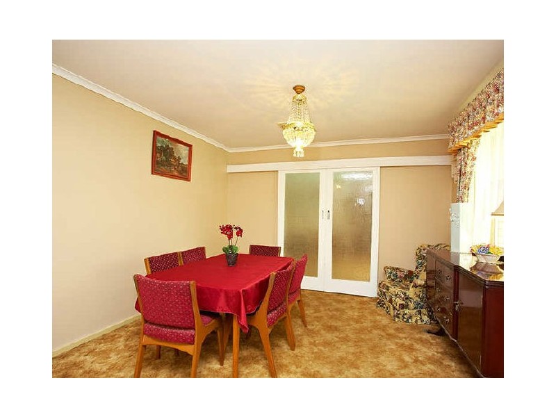 69 Helen Terrace, Valley View SA 5093
