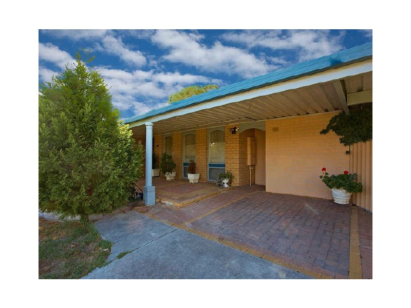 11 Wongabeena Drive, Surrey Downs SA 5126
