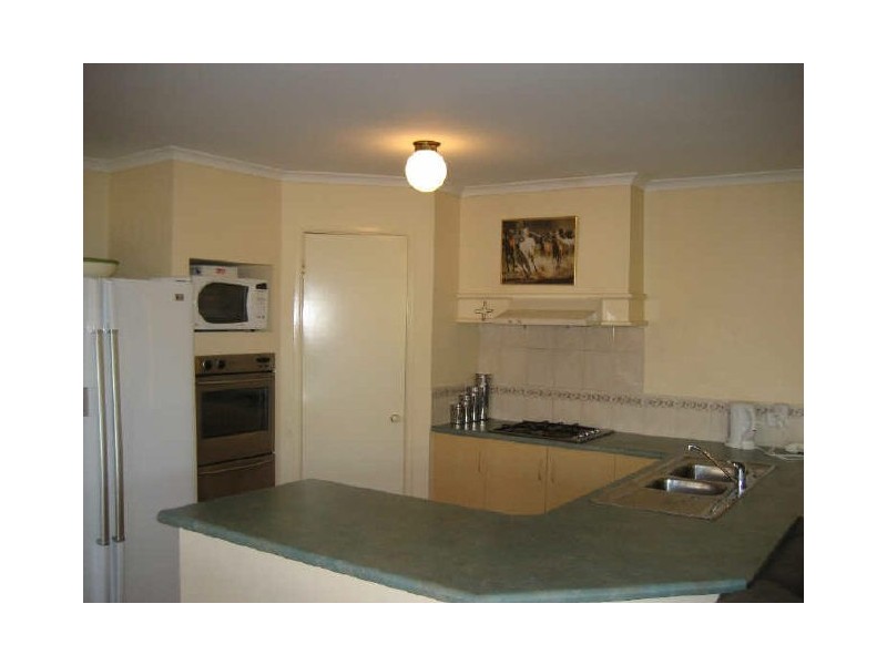 4 Hidcote Circuit, Oakden SA 5086