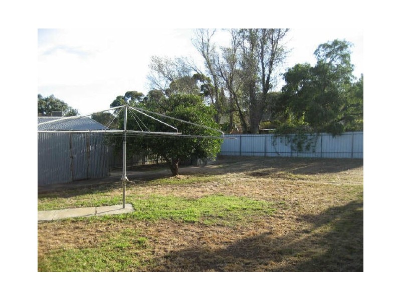 21 Clearview Crescent, Clearview SA 5085