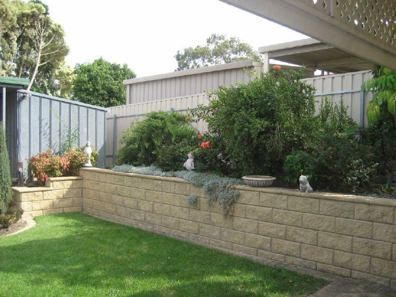 14 St Albans Avenue, Valley View SA 5093