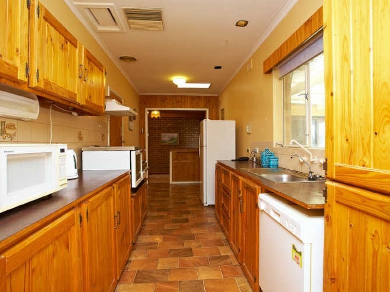 71 Williamson Road, Para Hills SA 5096