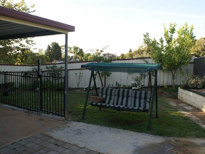 7 Wongabeena Drive, Surrey Downs SA 5126